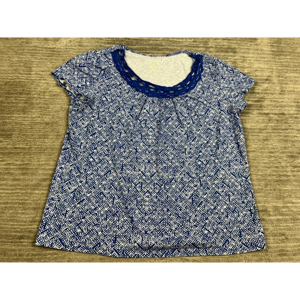 St. John's Bay Top Womens XL Blue White Geometric Lattice Neck Short Sleeve Tee